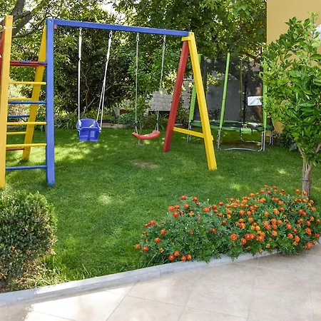 Apartment Lovely In With House Sea View Pakostane